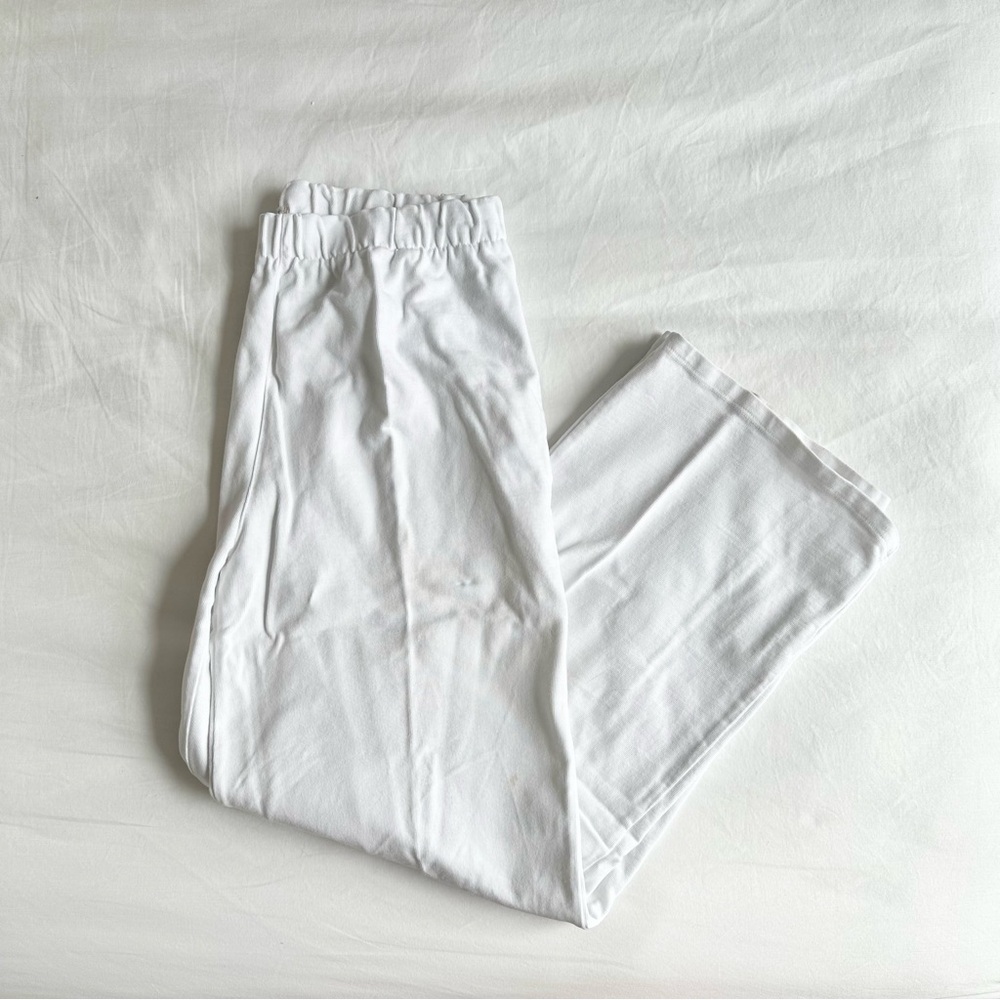 white pants🤍